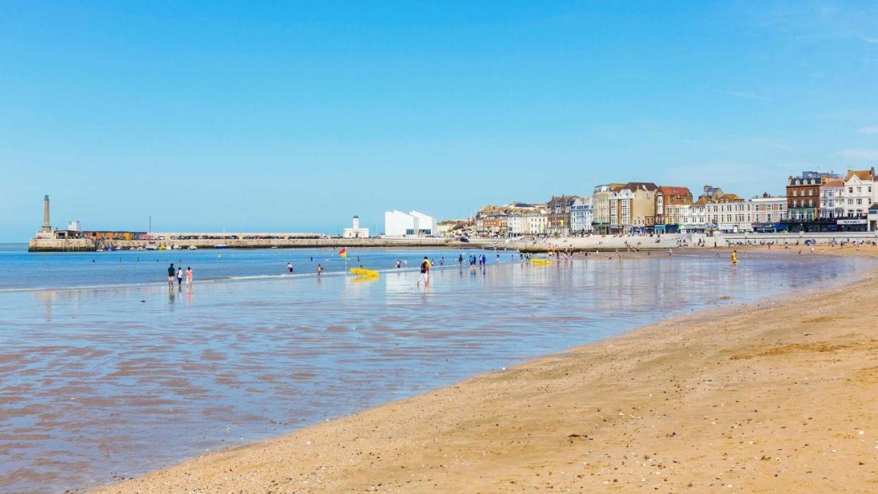 Vacation Home - Garden, Netlfix, Wifi. Margate Exteriér fotografie